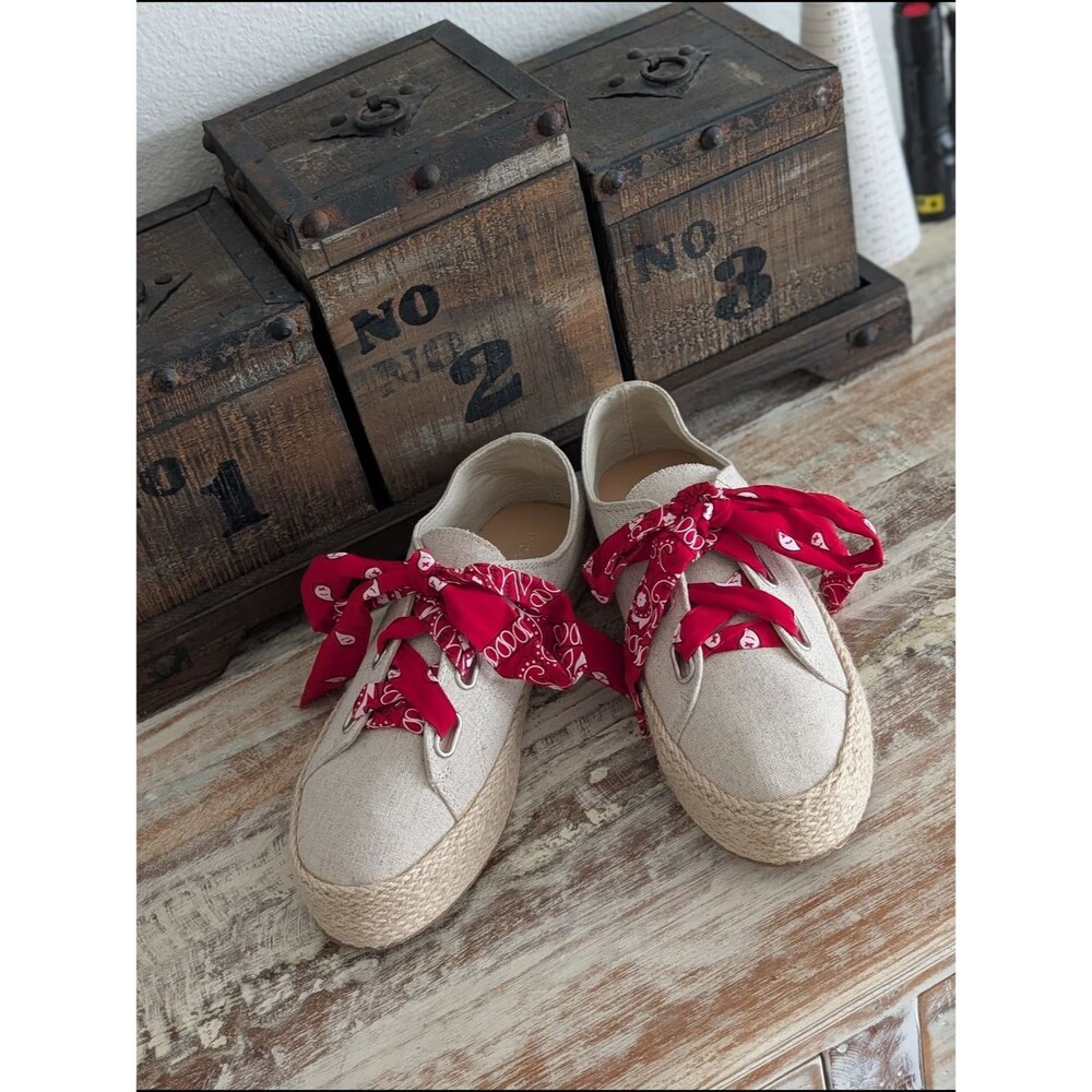 Madden Girl Mimii Bandana Lace Espadrille Platform Sneakers Oatmeal Multi Size 8 - Picture 1 of 6
